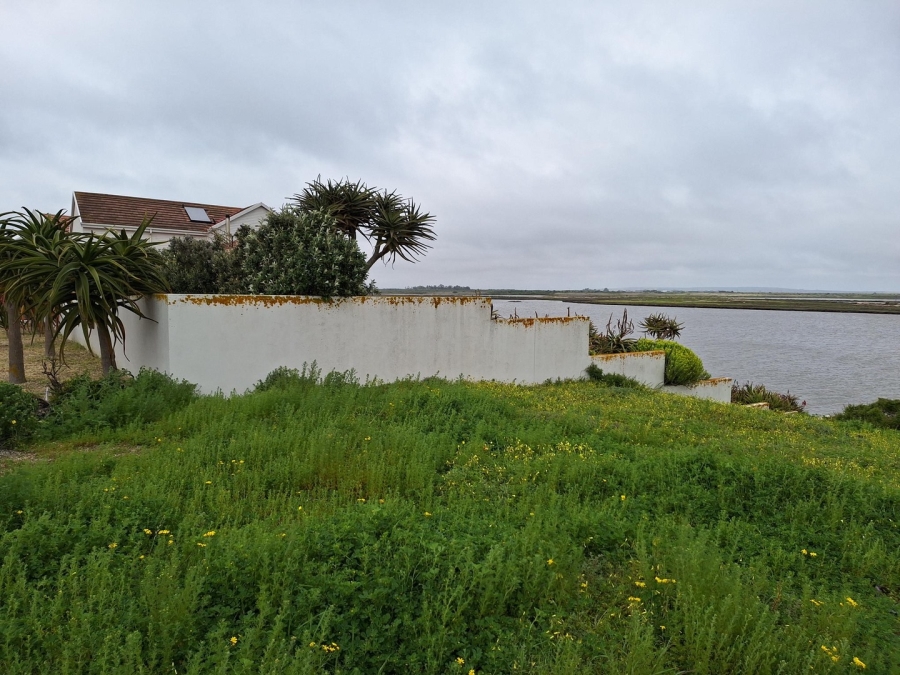  Bedroom Property for Sale in Velddrif Western Cape